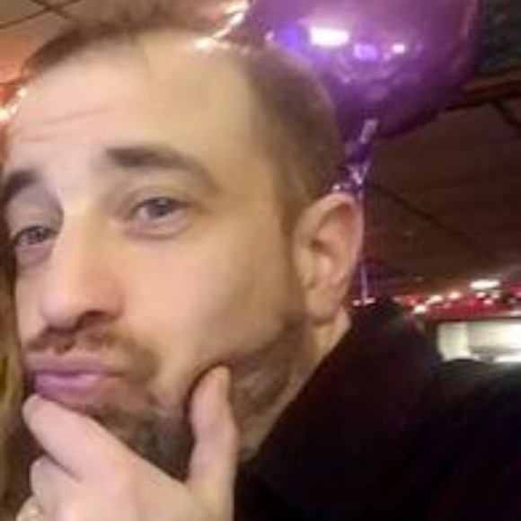 Meet your Posher, Frank - Picture 1 of 1